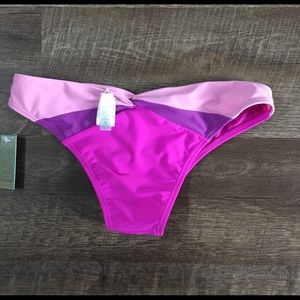Pursuit Swimming | Bikini Bottom-SZ S